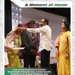 A Moment of Honor Our Chairman, Shri Srinivarao Boinipally Garu, extended heartfelt felicitations to Dr. Achanta Vivekananda, Dean
