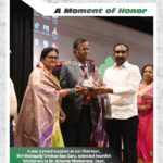 A Moment of Honor Our Chairman, Shri Srinivarao Boinipally Garu, extended heartfelt felicitations to Dr. Achanta Vivekananda, Dean