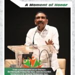 A Moment of Honor Our Chairman, Shri Srinivarao Boinipally Garu, extended heartfelt felicitations to Dr. Achanta Vivekananda, Dean